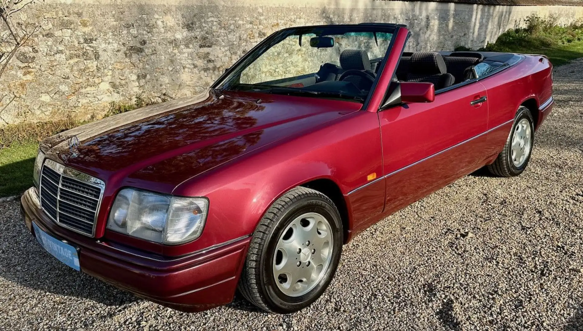 Mercedes-Benz E 200 e200 cabriolet 1994 Rot - 1