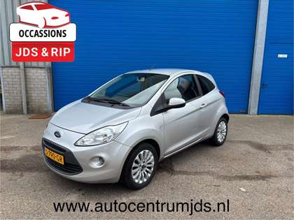 Ford Ka/Ka+ 1.2 Trend. GELEVERD MET NIEUWE APK