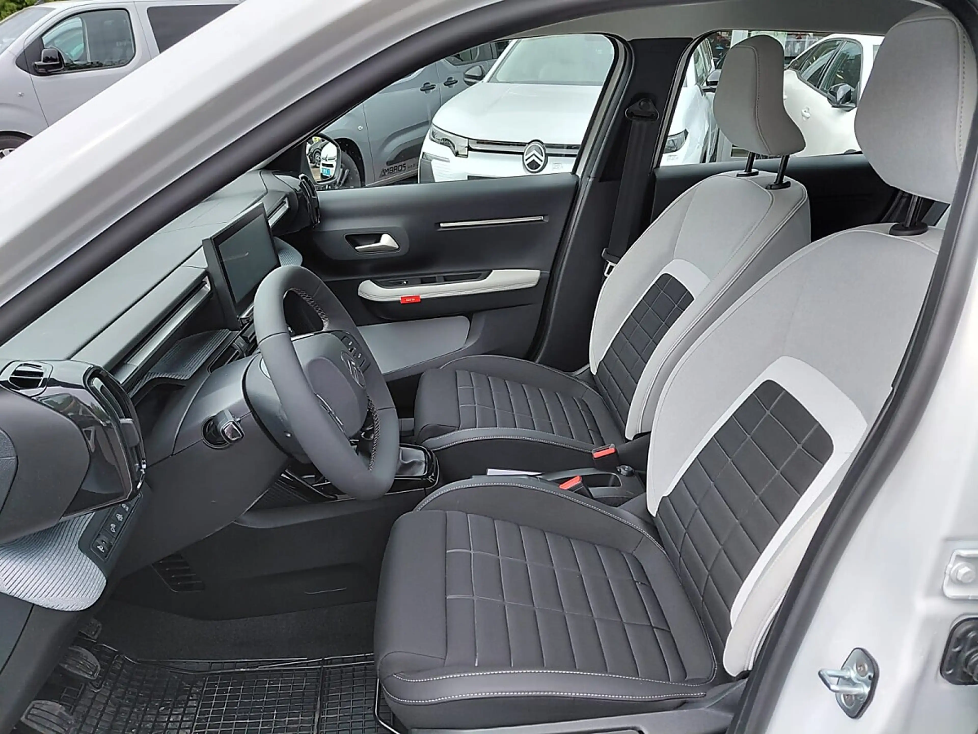 Citroen C3 Turbo 100 S&S 6-Gang-Manuell Plus LAGER-AKTION — photo 10