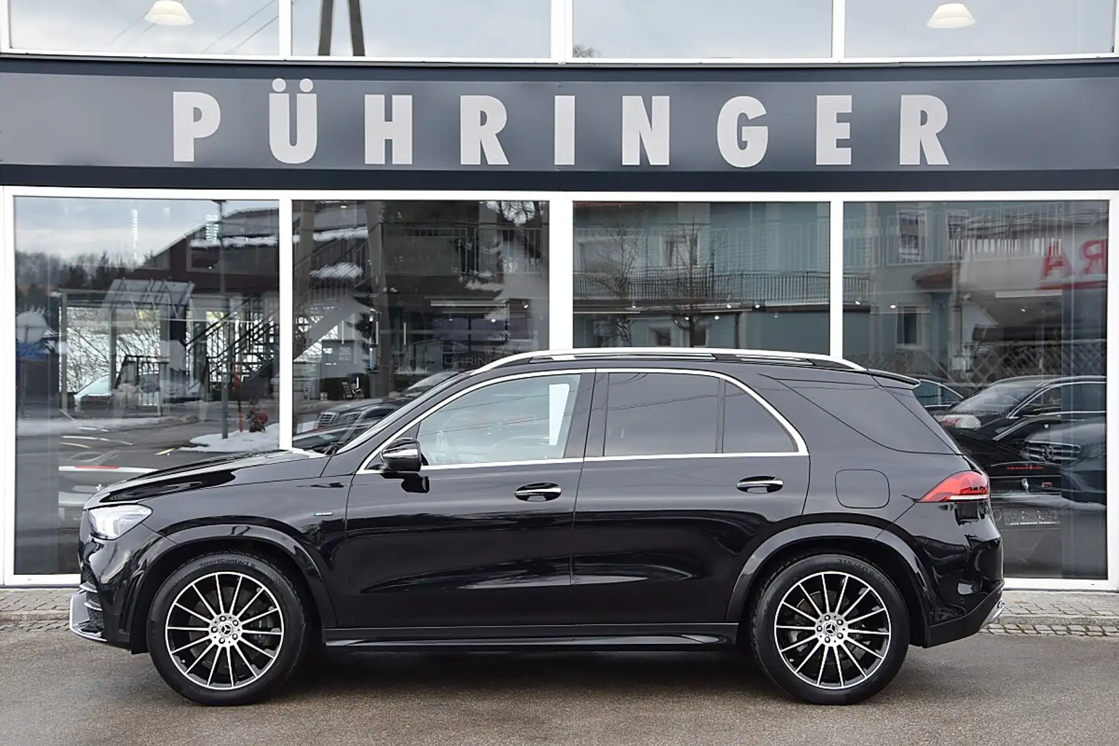 Mercedes-Benz GLE 350 de PHEV 4Matic Aut. *AMG-Line* Schwarz - 1