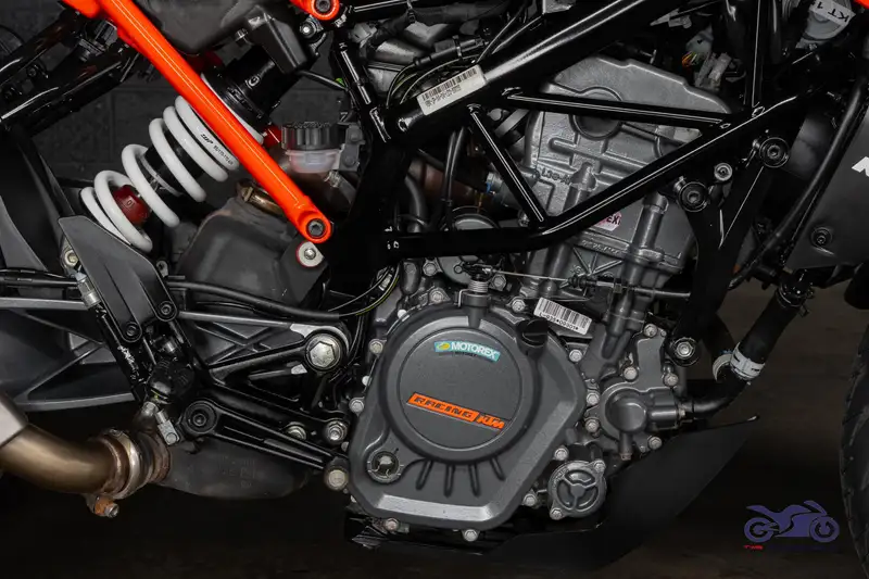KTM 125 DUKE - foto 4