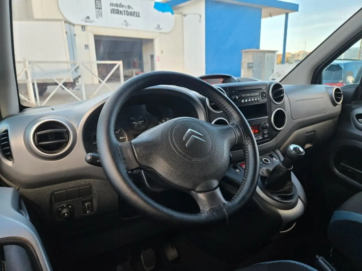 Citroen Berlingo Combi 1.6HDI XTR 90 Blau - 2