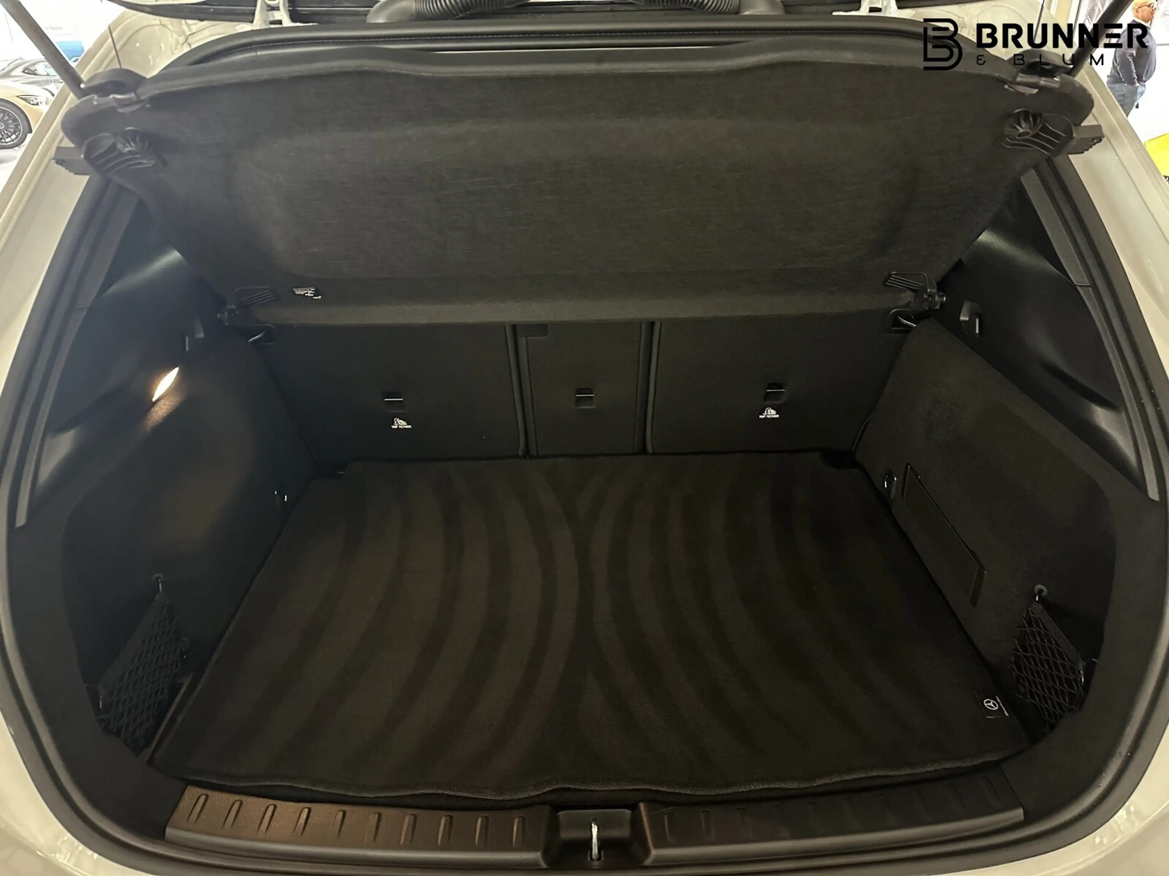 Mercedes-Benz GLA 250 GLA 250 4M AMG,Distronic,Memory,AHK,Night,Kamera — photo 8