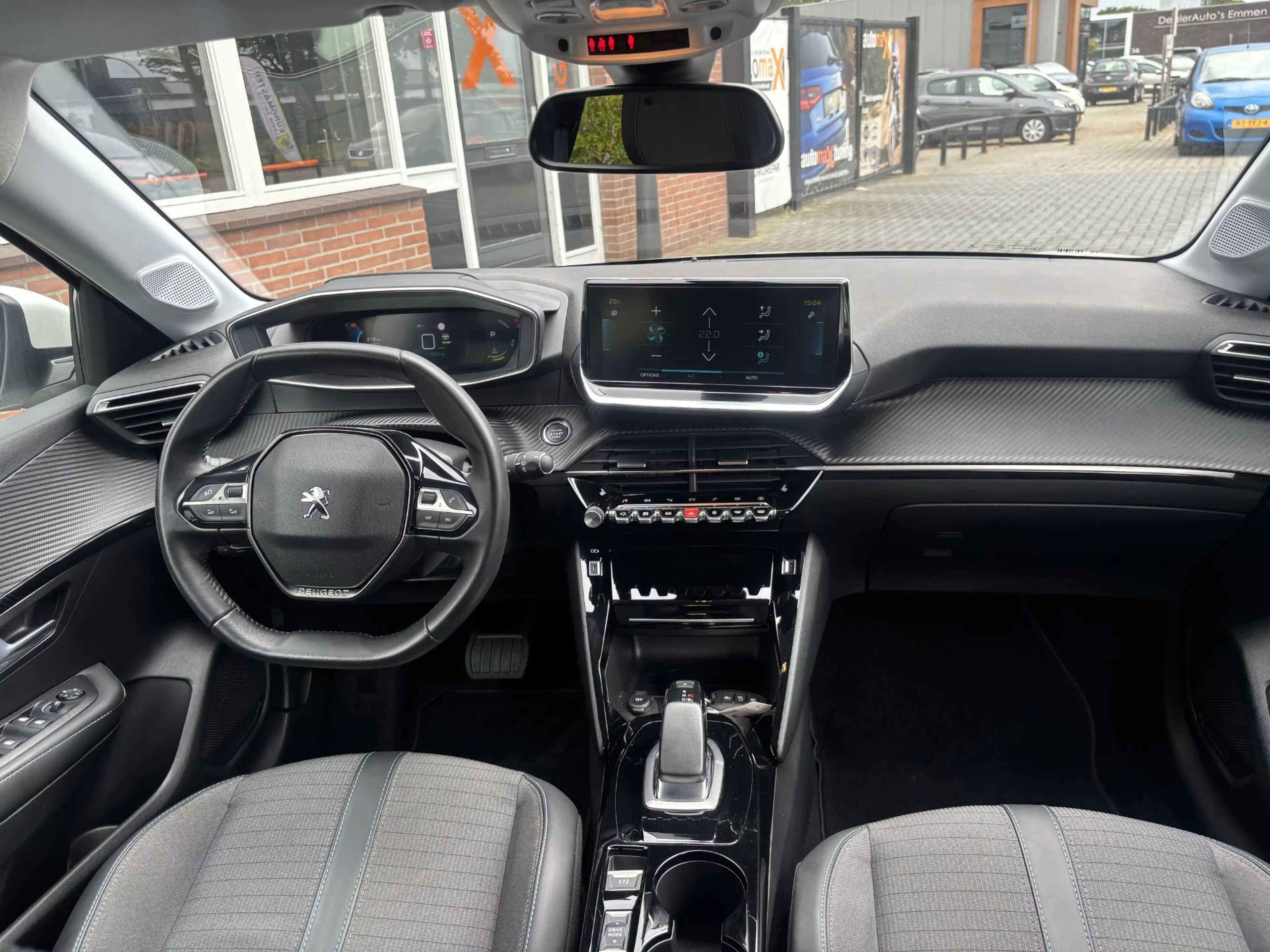 Peugeot e-208 EV Allure Pack 50 kWh — photo 4