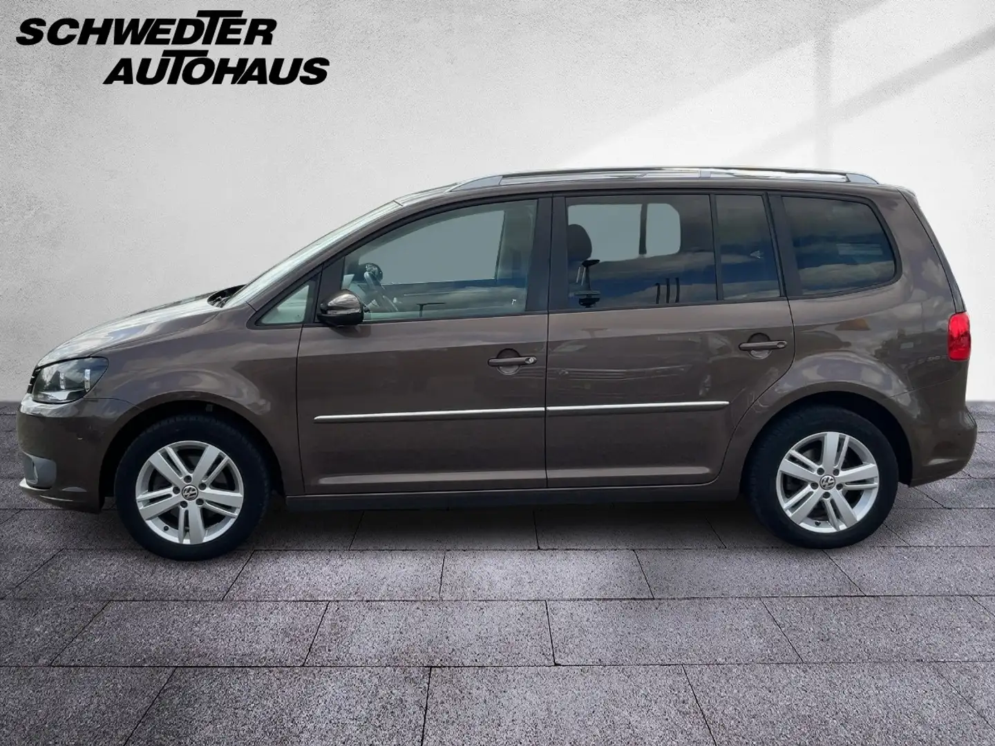 Volkswagen Touran 1.4 TSI Highline **8-Fach bereift** Braun - 2