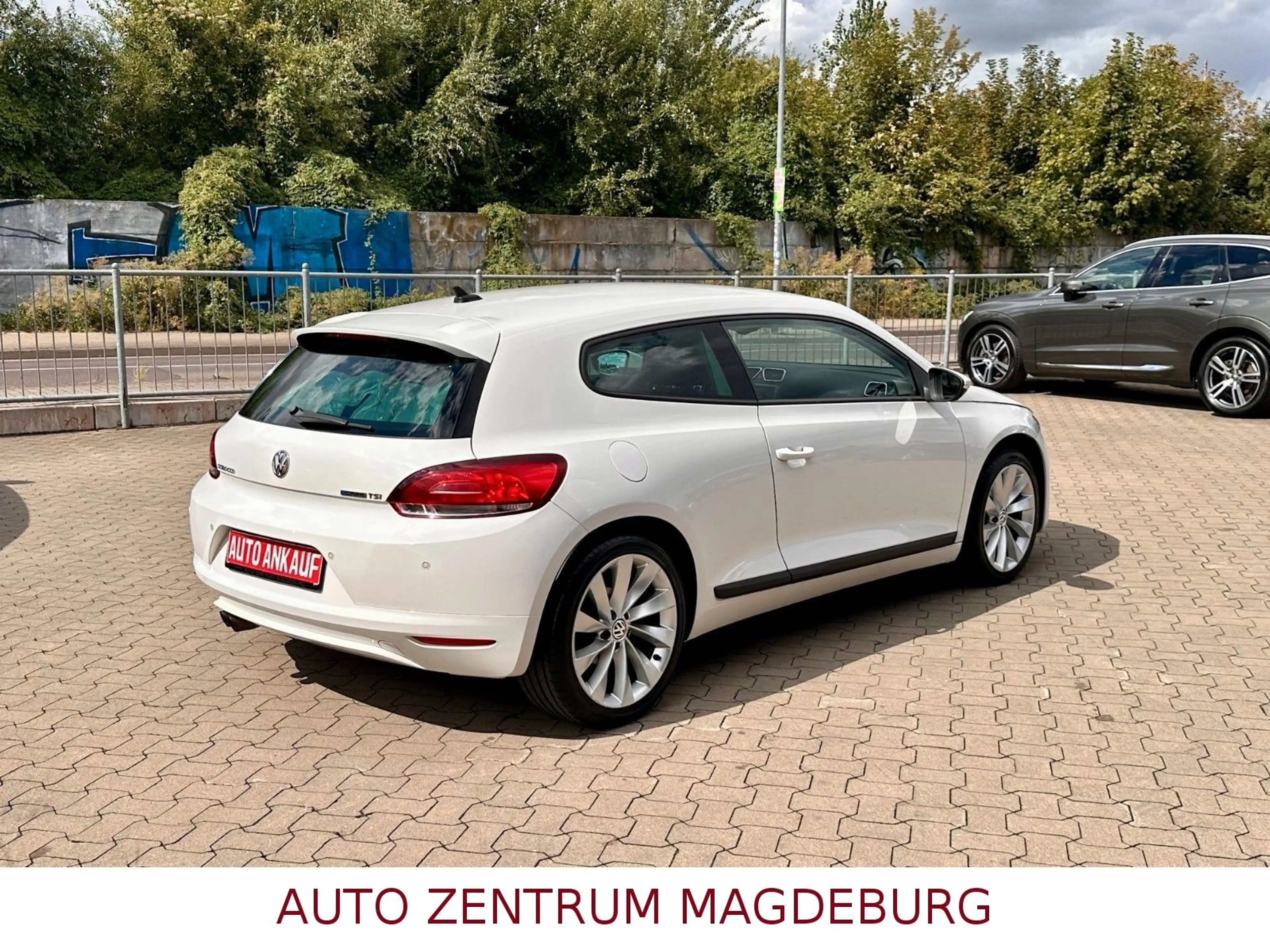 Volkswagen Scirocco 1.4 TSI NAV*ALU*PDC — photo 6