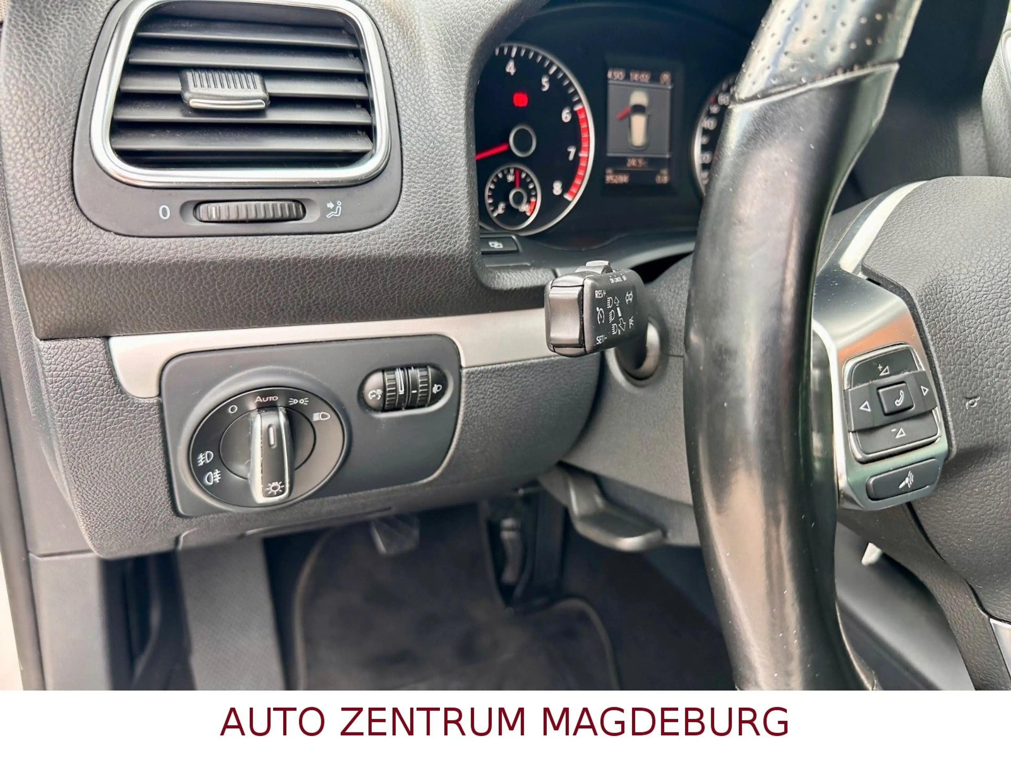 Volkswagen Scirocco 1.4 TSI NAV*ALU*PDC — photo 15