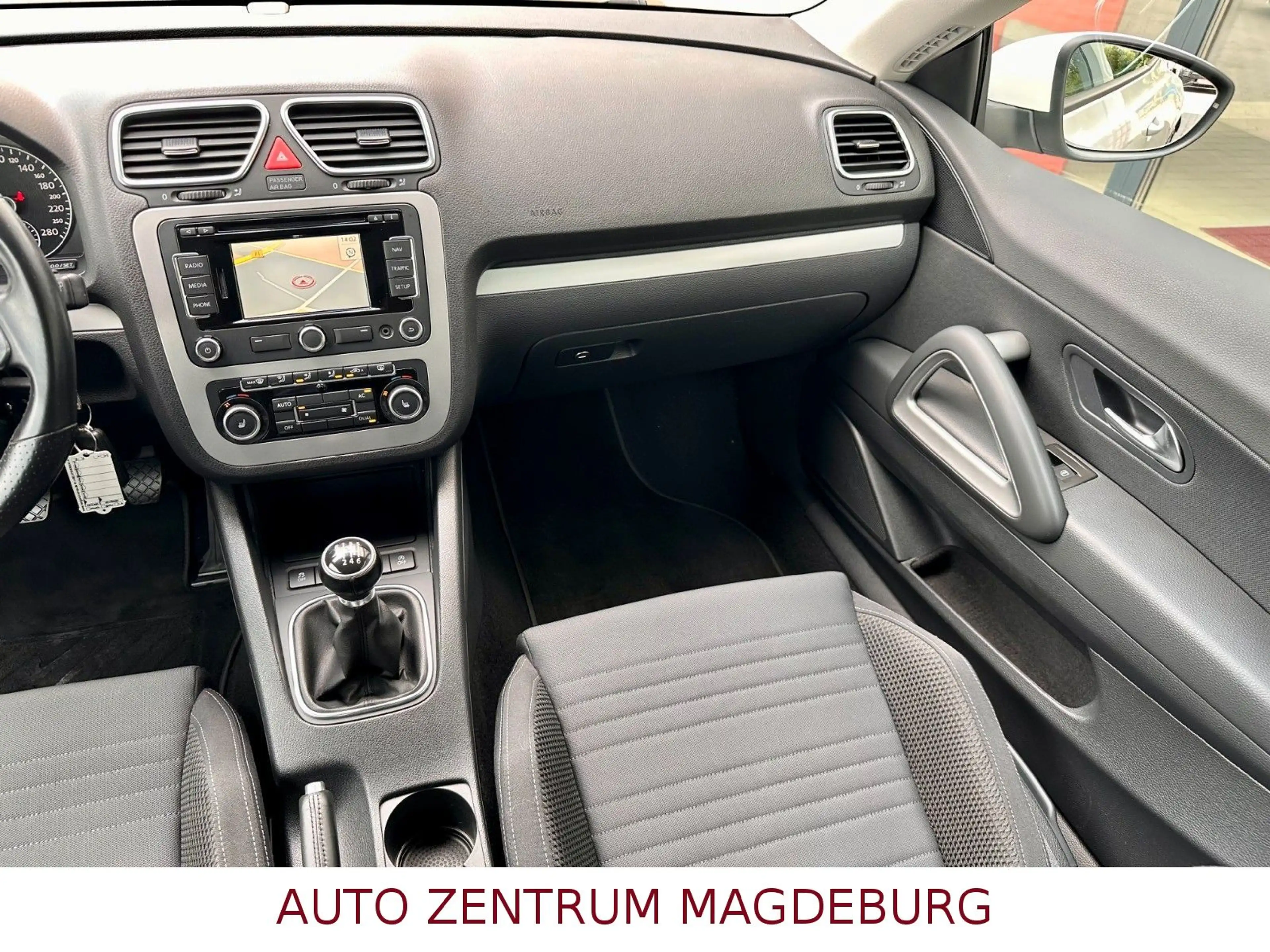 Volkswagen Scirocco 1.4 TSI NAV*ALU*PDC — photo 11