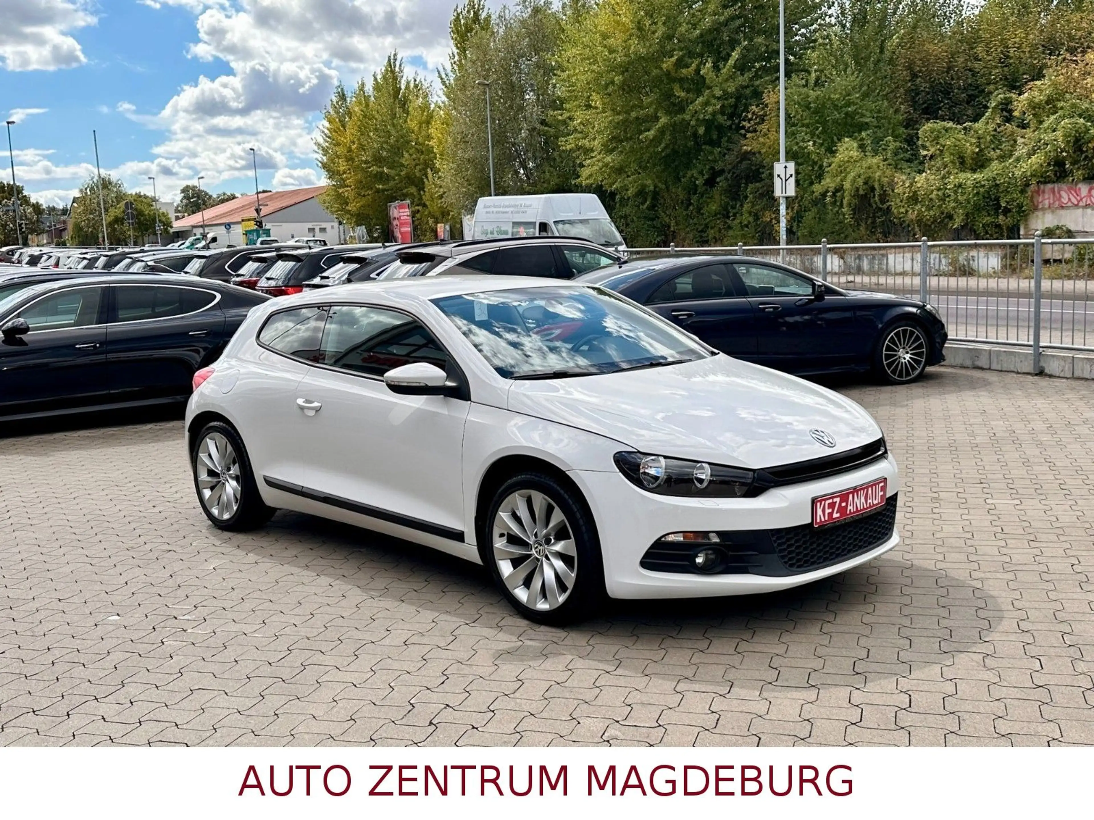 Volkswagen Scirocco 1.4 TSI NAV*ALU*PDC — photo 4