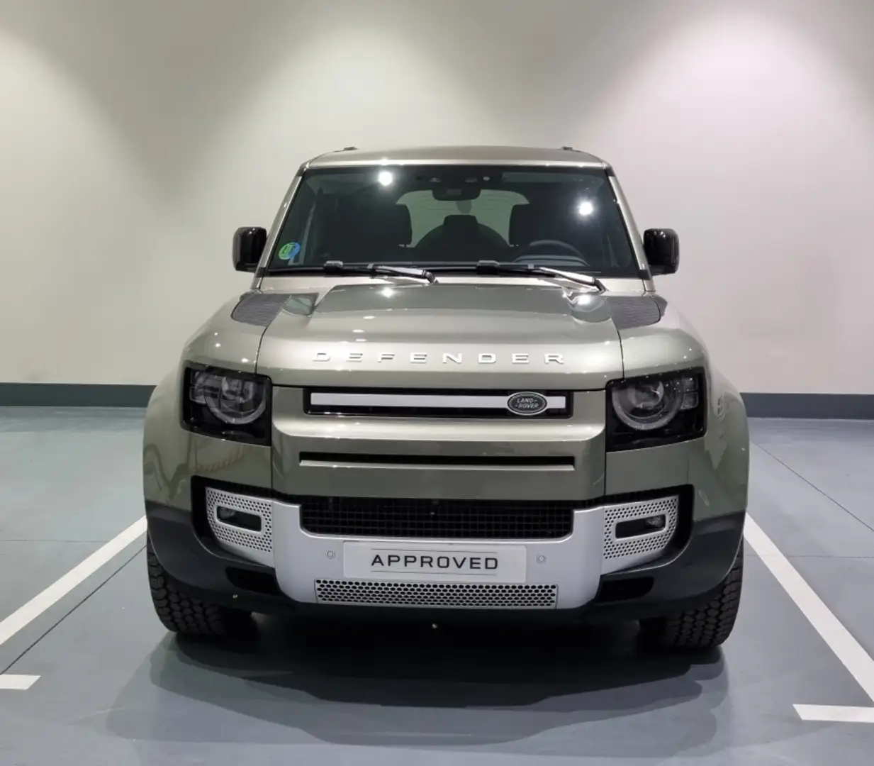 Land Rover Defender 110 3.0D l6 MHEV SE AWD Aut. 250 Verde - 2