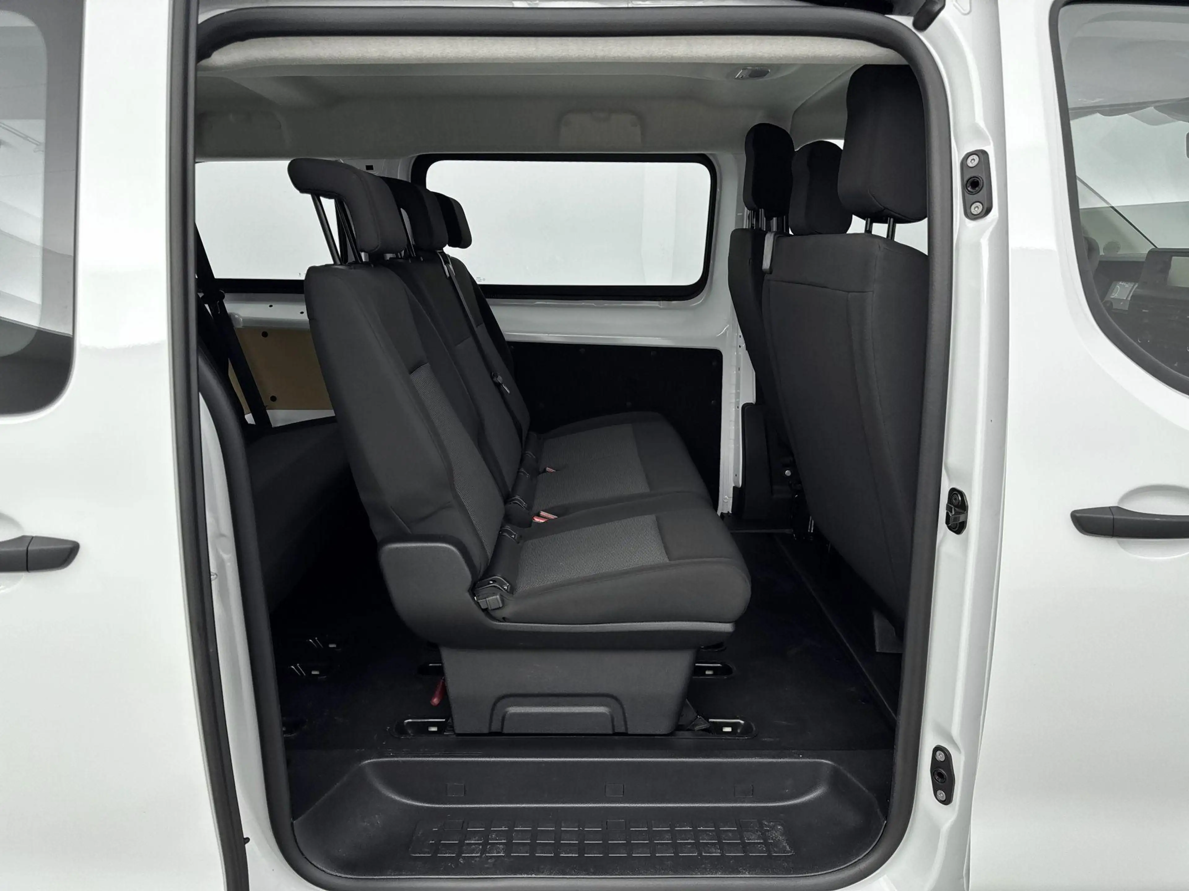 Citroen Jumpy ë-Jumpy L2 75kWh 136pk 9-persoons | Accu 98% | Air — photo 15