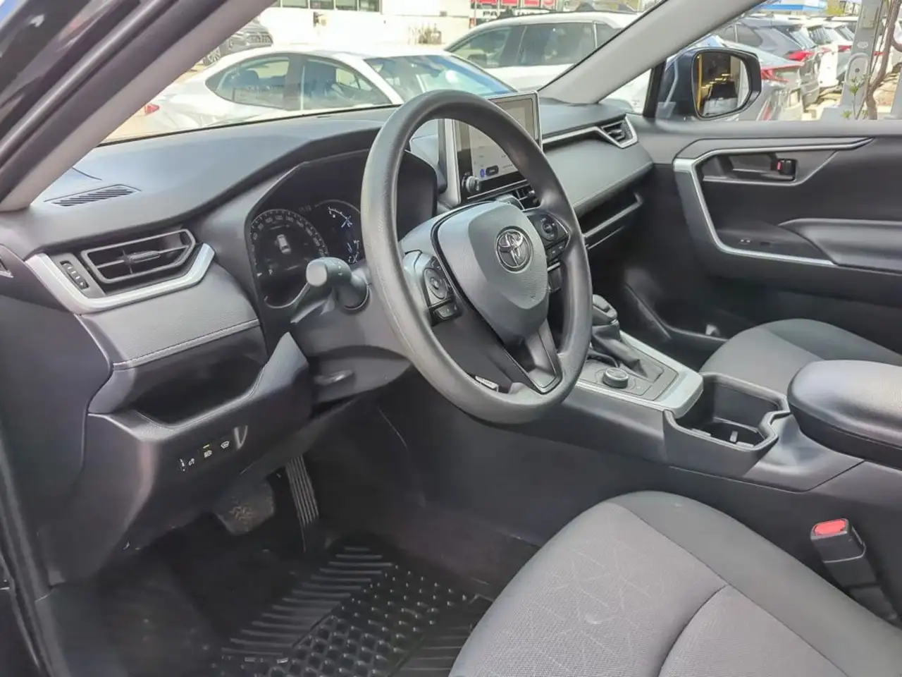 Toyota RAV 4 снимка Toyota RAV 4