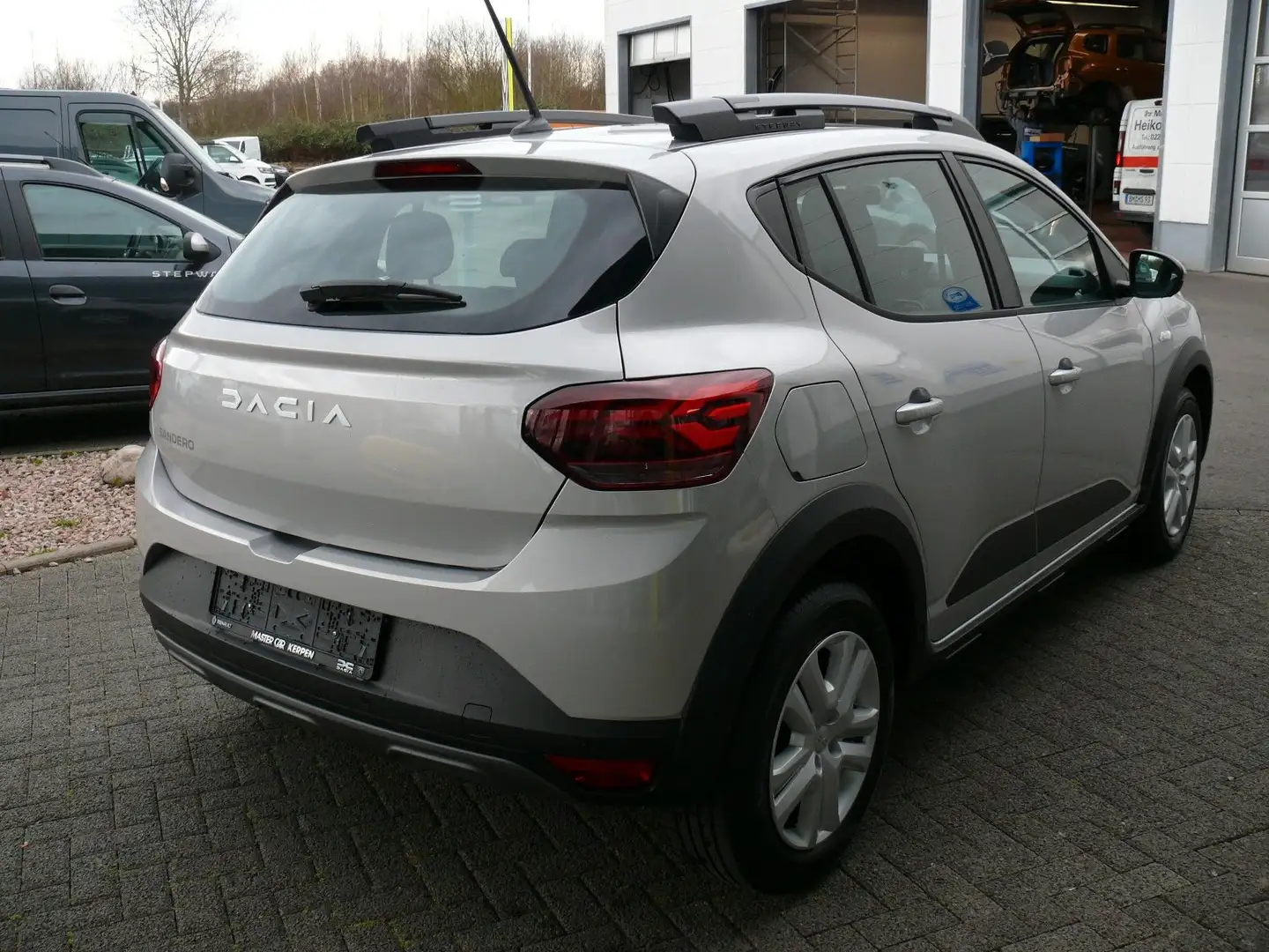 Dacia Sandero III Stepway Expression,Klima,Servo,PDC, Grau - 2