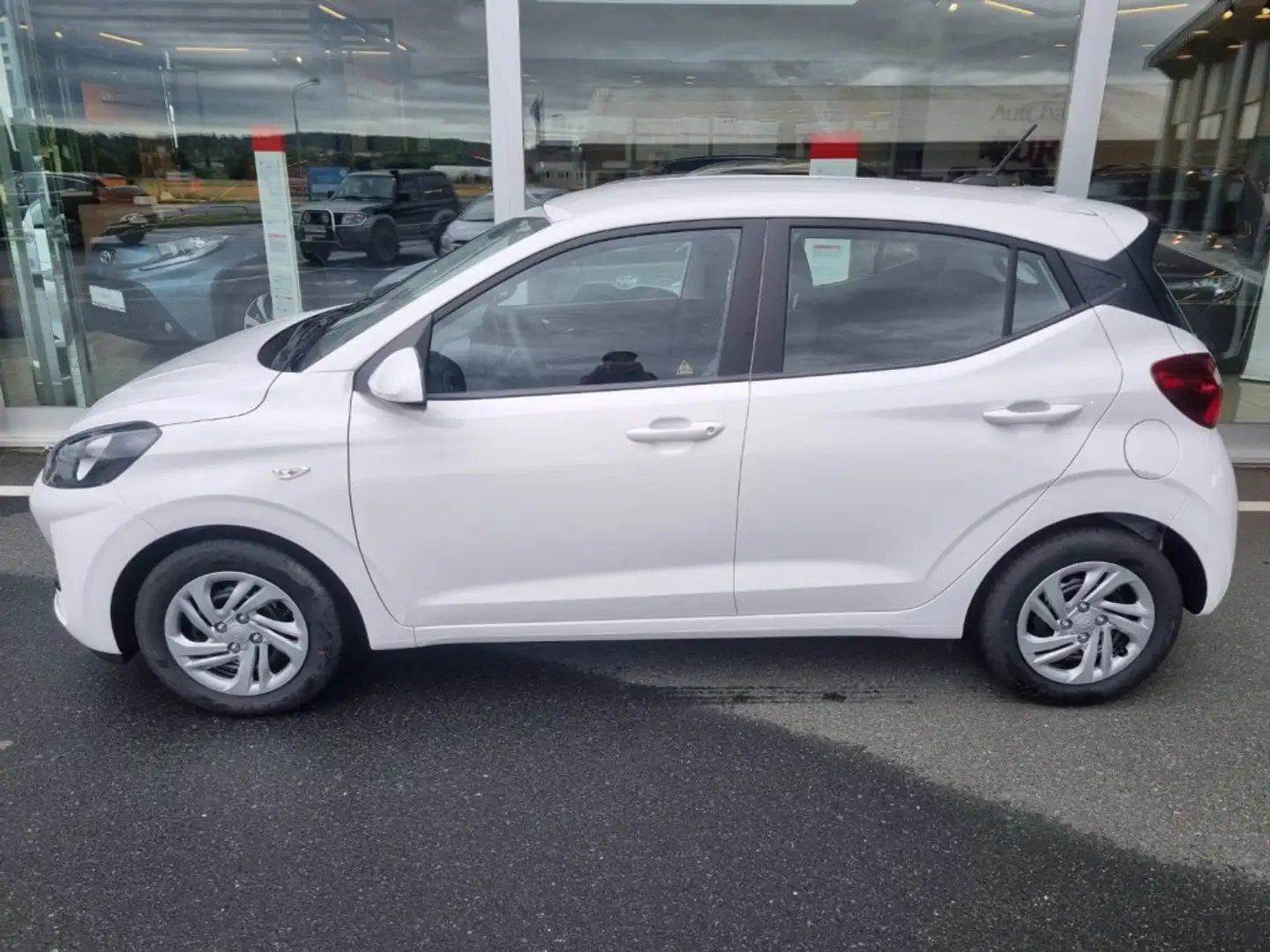 Hyundai i10 GO 1,0 MT a5bg1 Weiß - 2