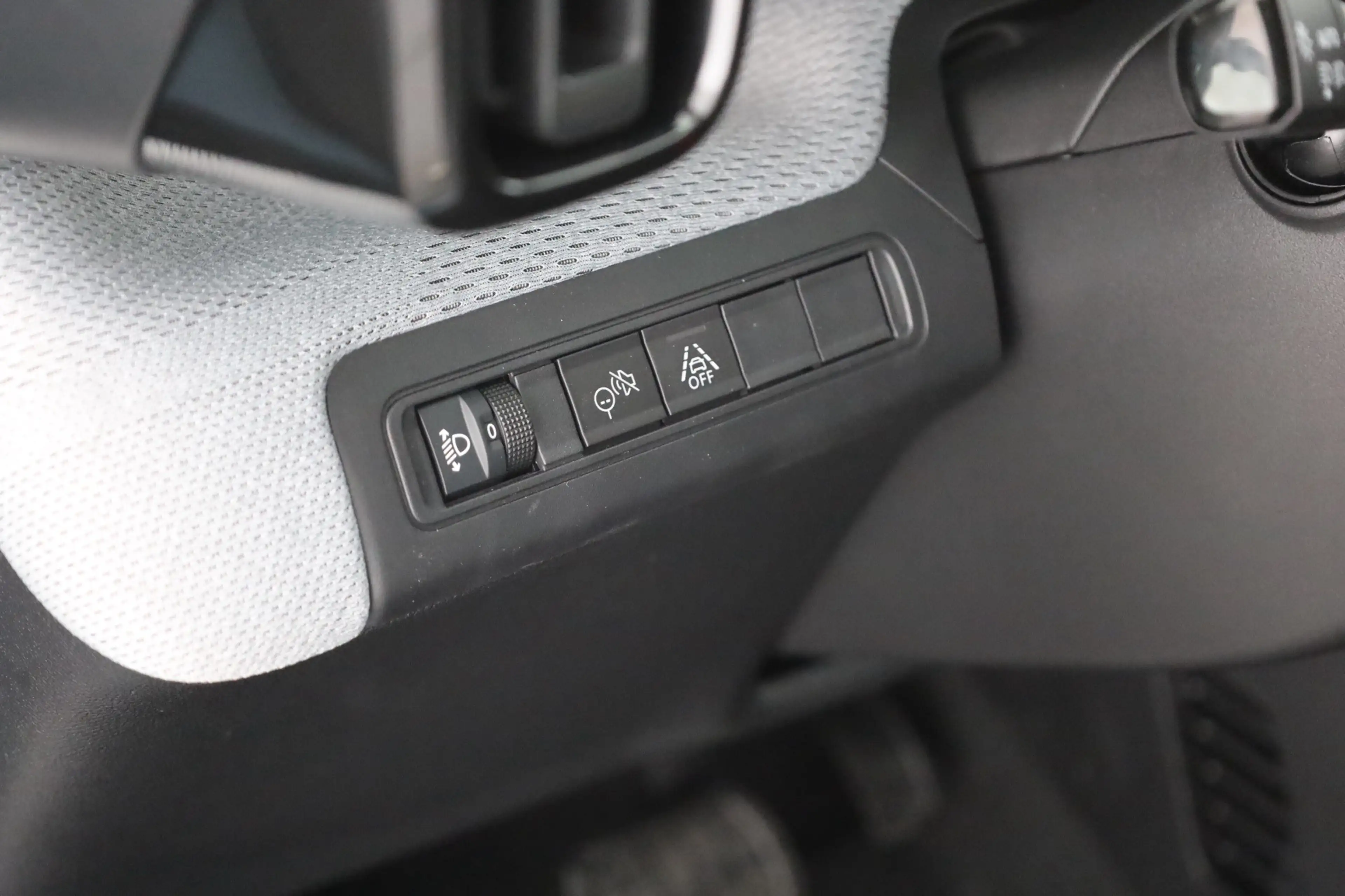 Citroen C3 Aircross Max Hybrid 145 Aut. LED Navi Kamera — photo 20