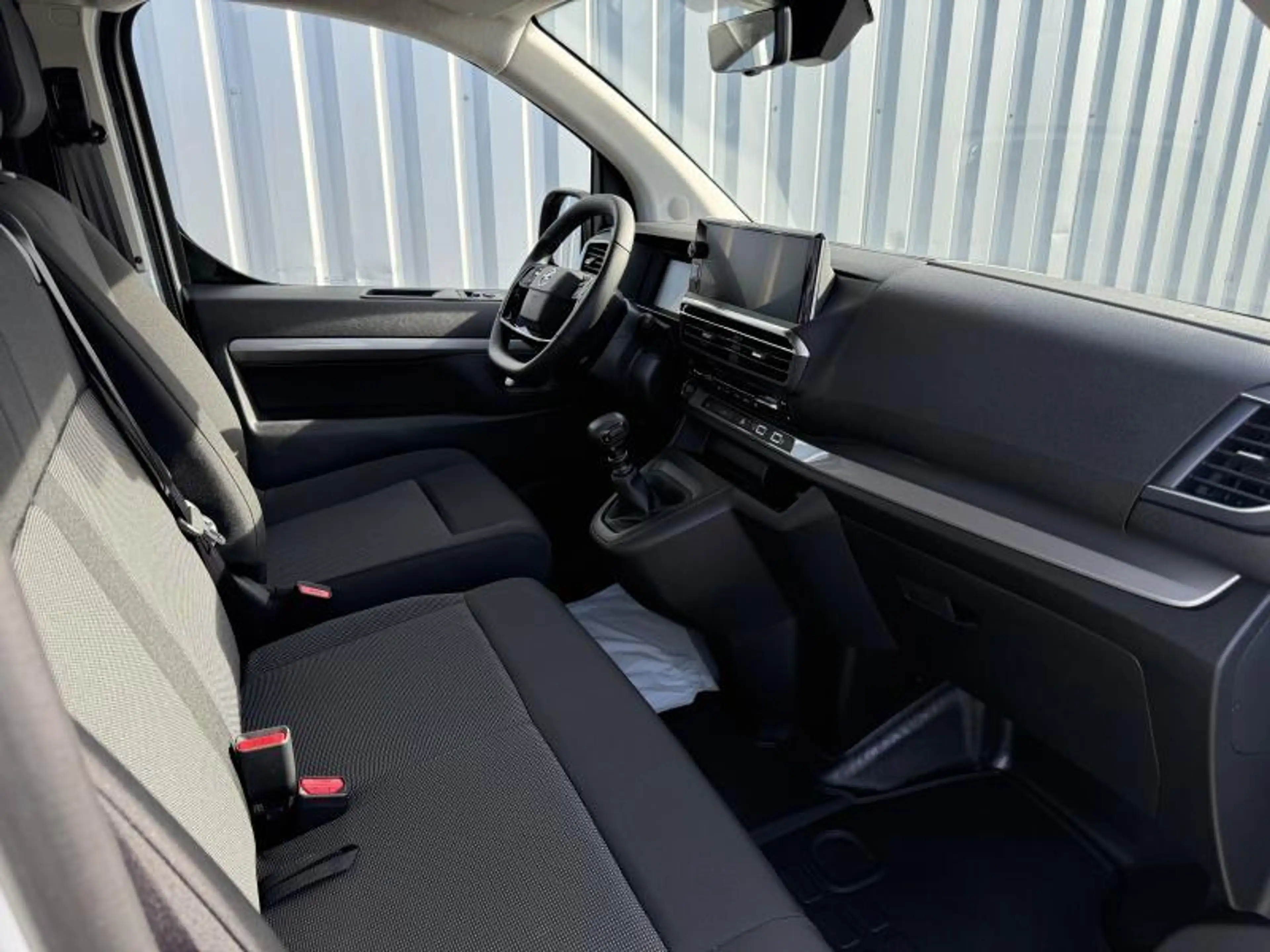 Opel Vivaro L2 , GPS, att.remorque, plancher bois — photo 2