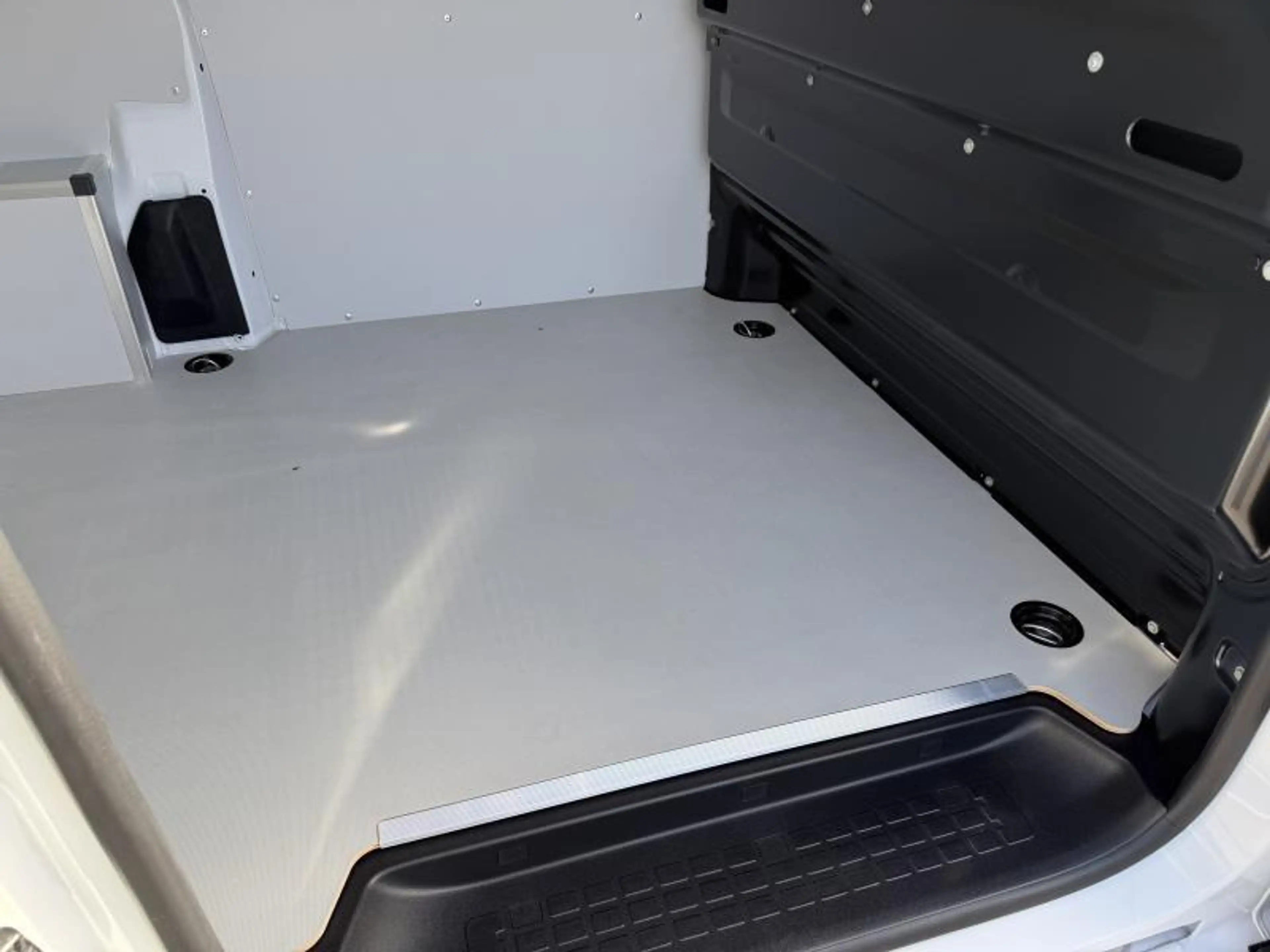 Opel Vivaro L2 , GPS, att.remorque, plancher bois — photo 11