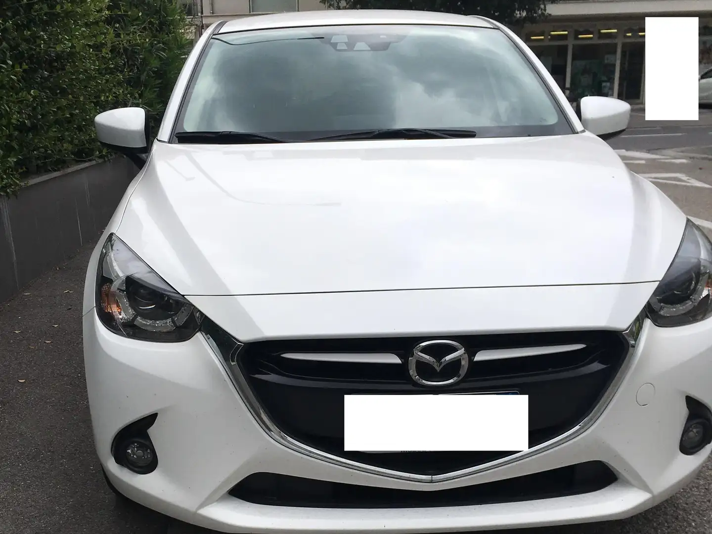 Mazda 2 2 1.5 Exceed 90cv auto Bianco - 1