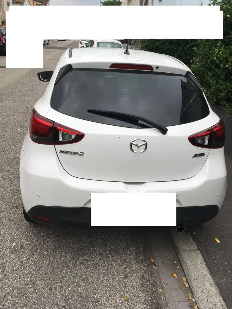 Mazda 2 2 1.5 Exceed 90cv auto Bianco - 2