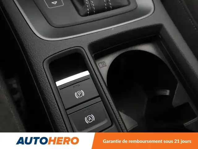 Audi Q3 view 27