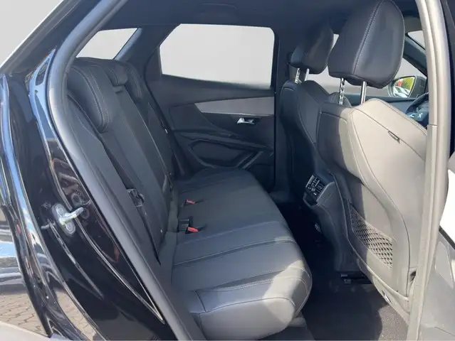 Peugeot 3008 view 15