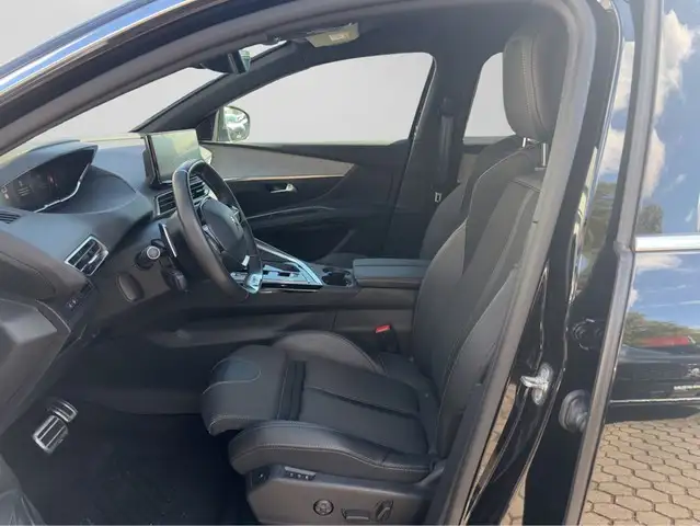 Peugeot 3008 view 8