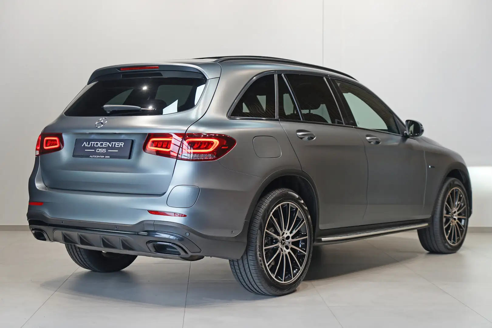 Mercedes-Benz GLC 300 300e 4MATIC AMG ✅ MATGRIJS ✅ PANO ✅ BURMESTER ✅ MU Grijs - 2