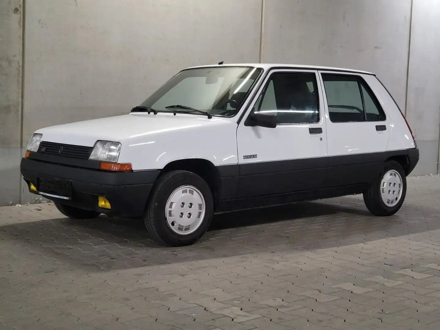 Renault R 5 TÜV/ H Zulassung neu - 1