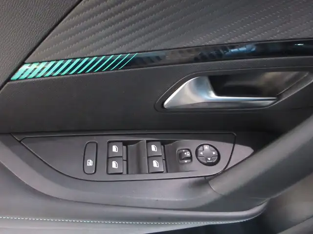 Peugeot 2008 view 23