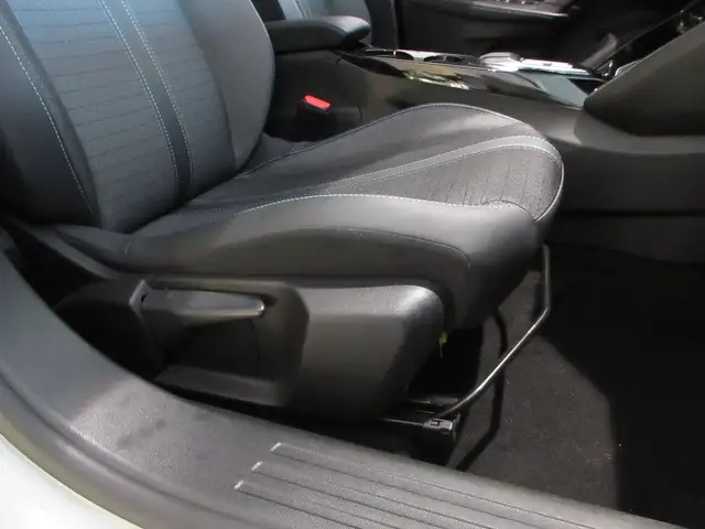 Peugeot 2008 view 29