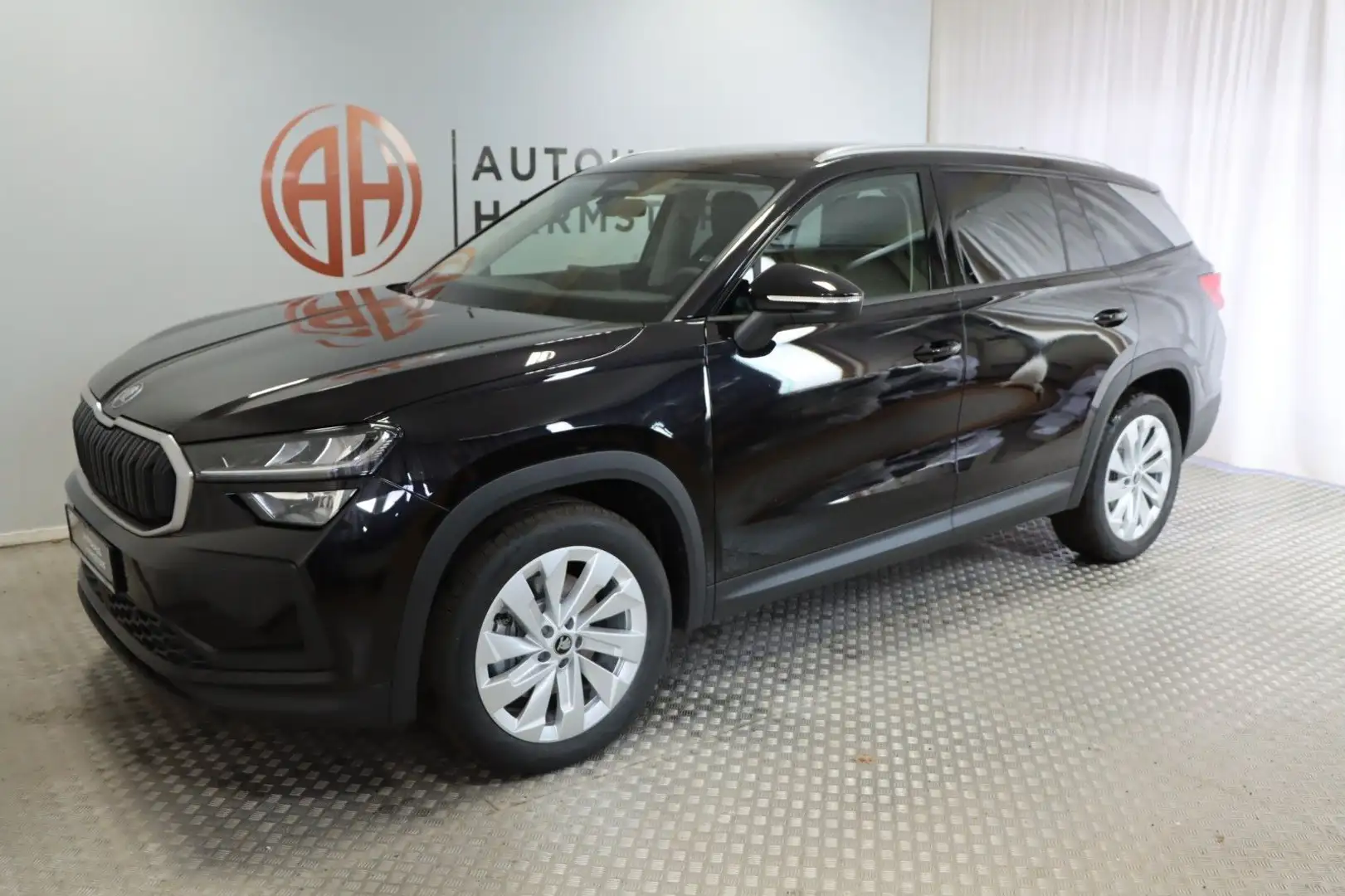 Skoda Kodiaq 2.0 TDI 142kW 4x4  AHK Kamera Navi ACC Zwart - 2