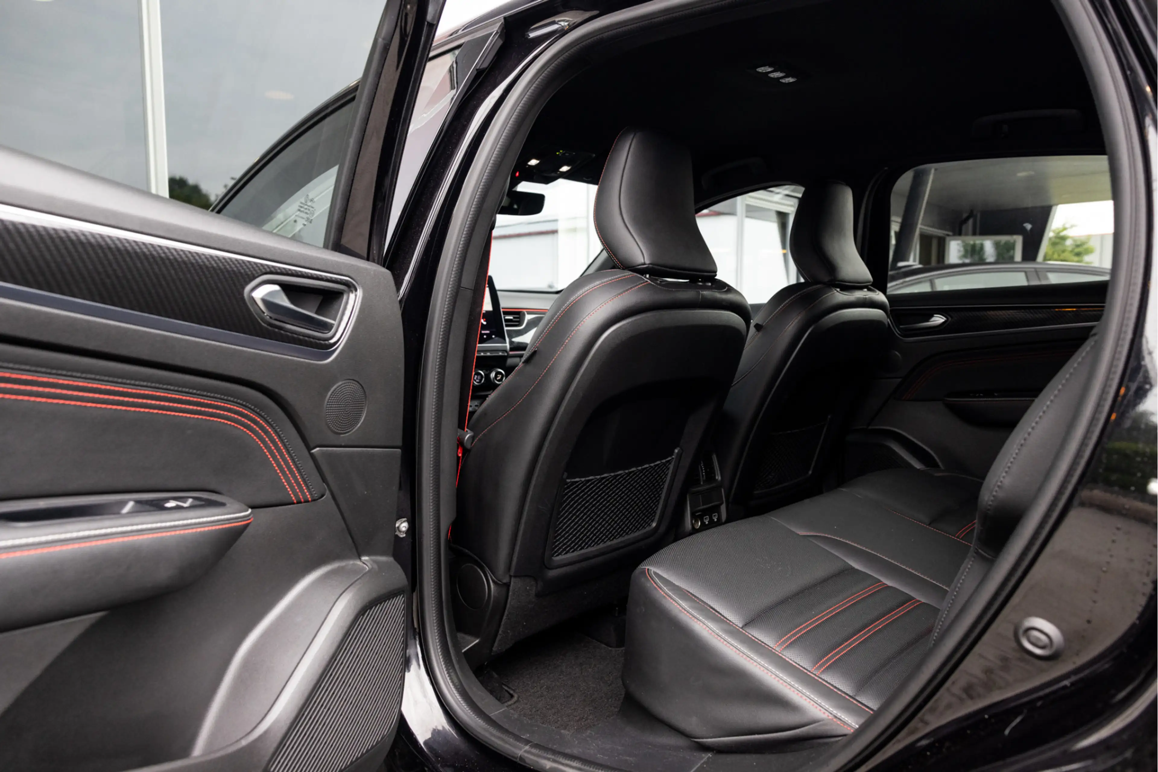 Renault Arkana 1.6 E-Tech Hybrid 145 R.S. Line | NL Auto | Camera — photo 13
