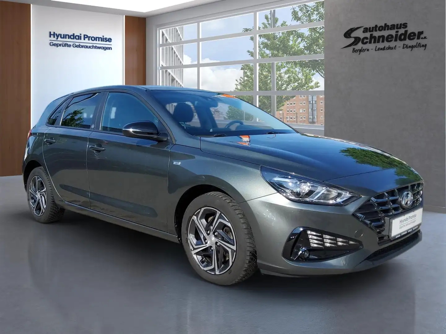 Hyundai i30 1.5 TGDi 6-M/T Edition 30 KAMERA/DAB/SHZ/CARPLAY Grün - 2