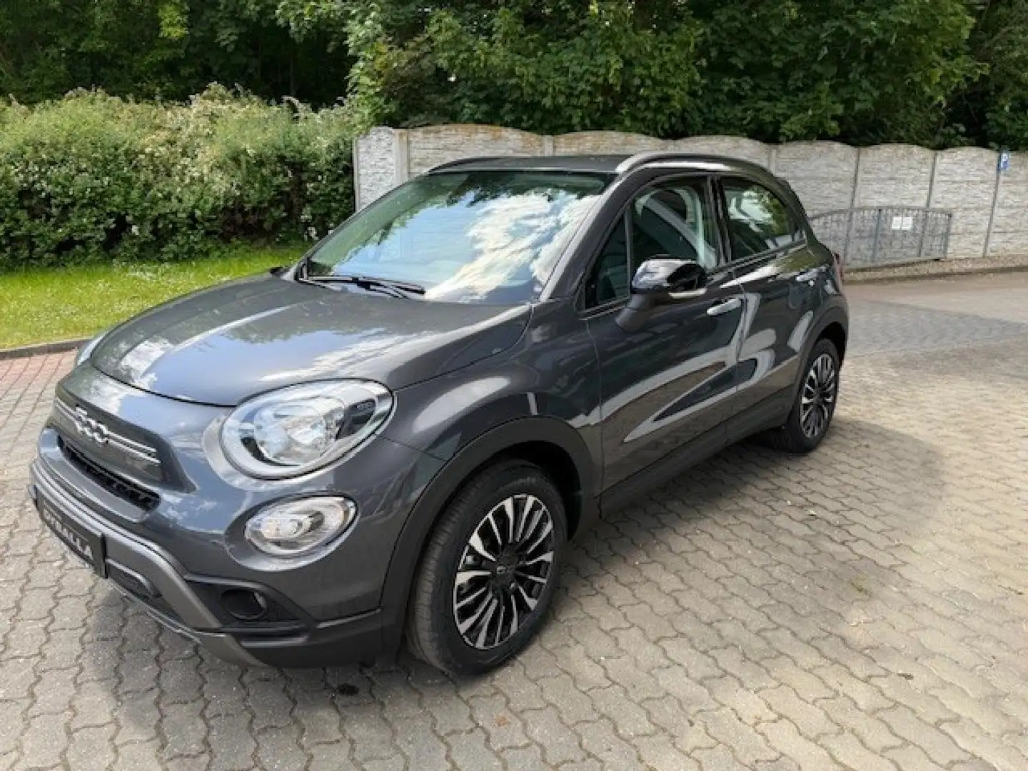 Fiat 500X Cross 1,0 FIREFLY Turbo 120 PS Gris - 1