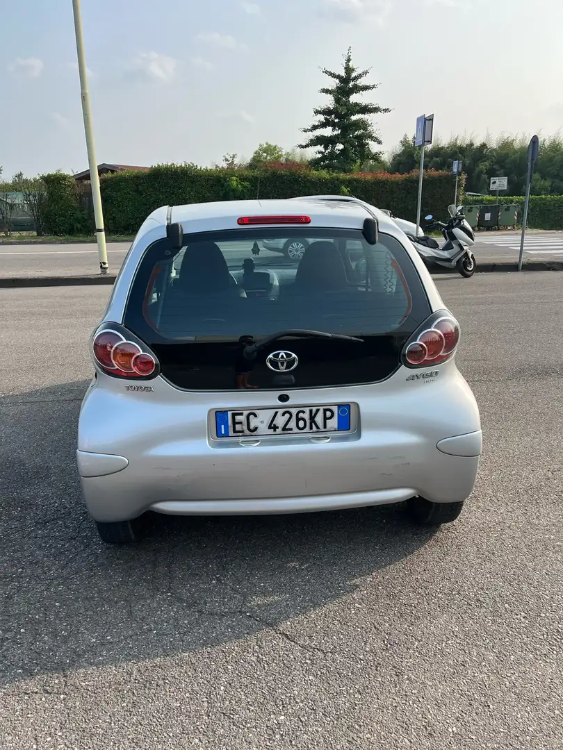Toyota Aygo 3p 1.0 Sound - 2