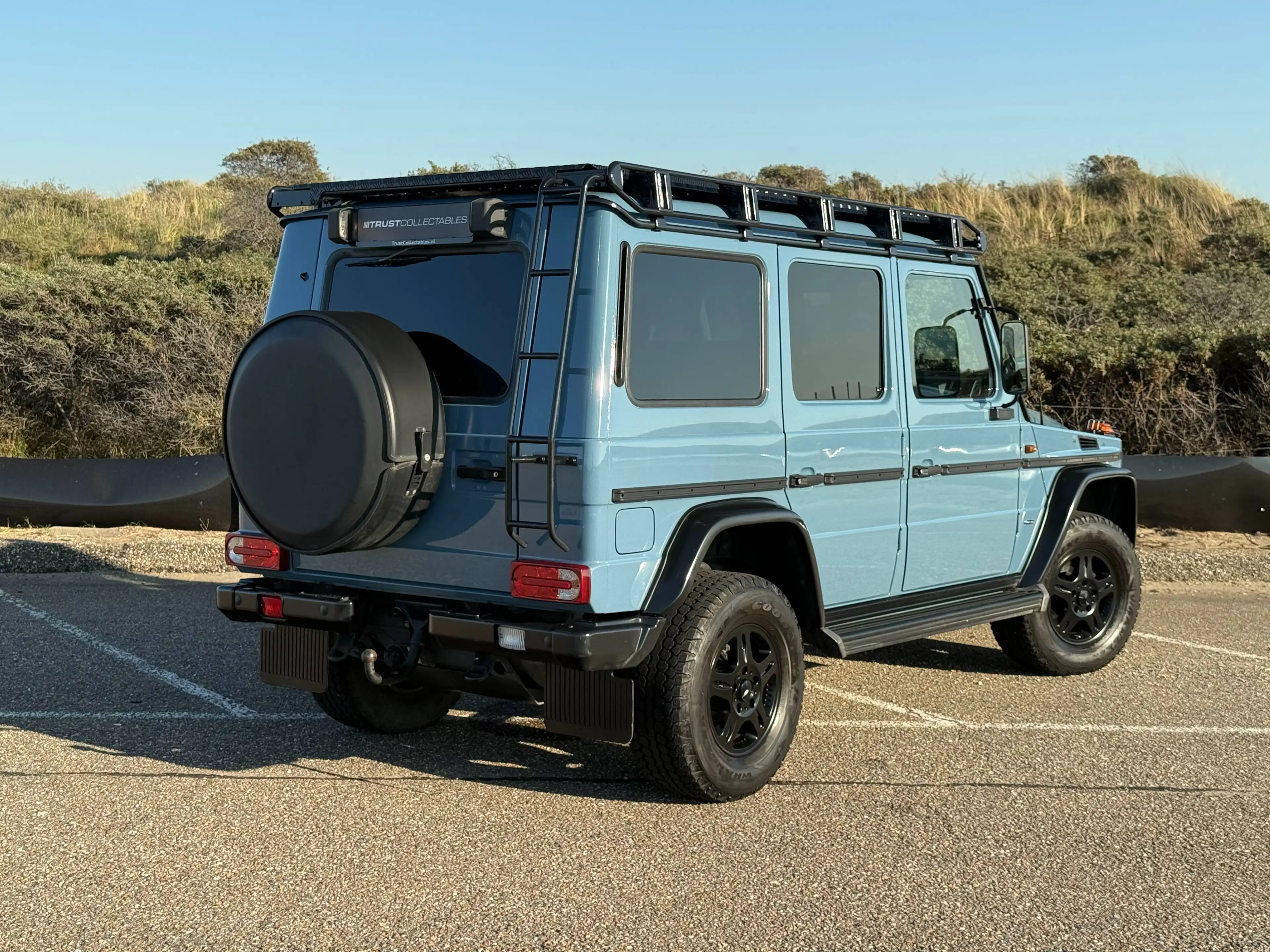Mercedes-Benz G 350 Professional | Grijs kenteken | NL Auto | China Blue | zwart leder | 245 pk | — photo 2