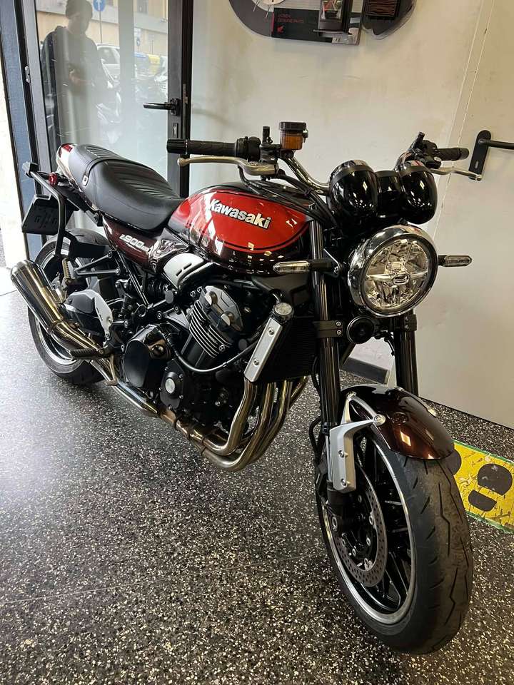 Kawasaki Z 900 RS MOTO PARI AL NUOVO