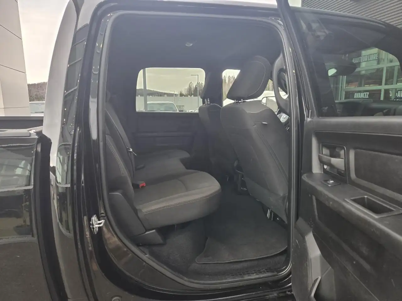 RAM 3500 снимка RAM 3500
