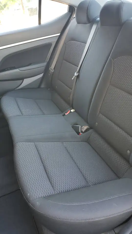 Hyundai ELANTRA снимка Hyundai ELANTRA