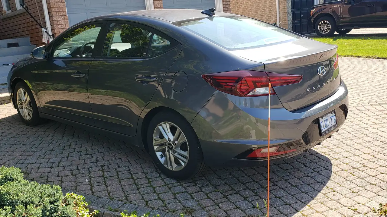 Hyundai ELANTRA снимка Hyundai ELANTRA