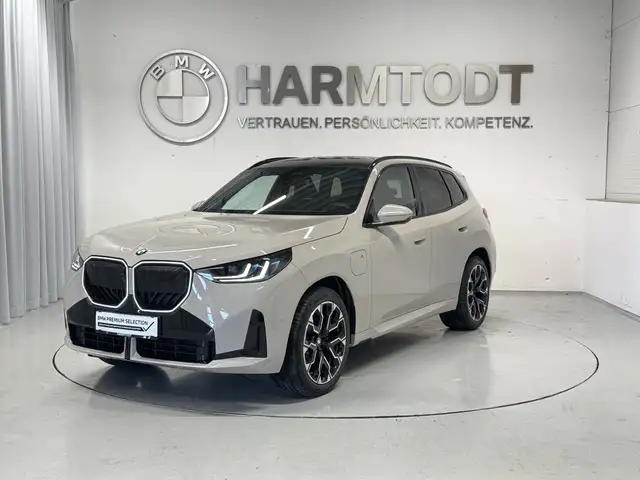 BMW X3 view 2