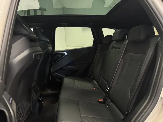 BMW X3 view 15