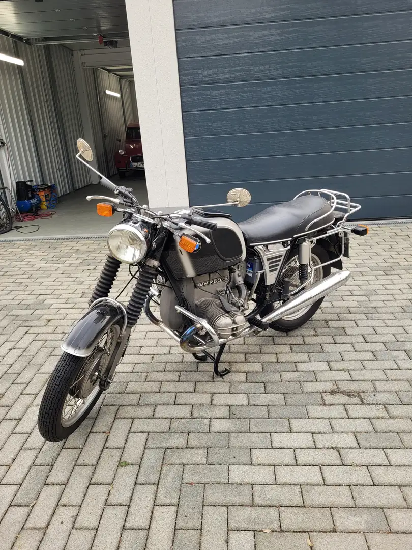 BMW R 60 /5 Negru - 1