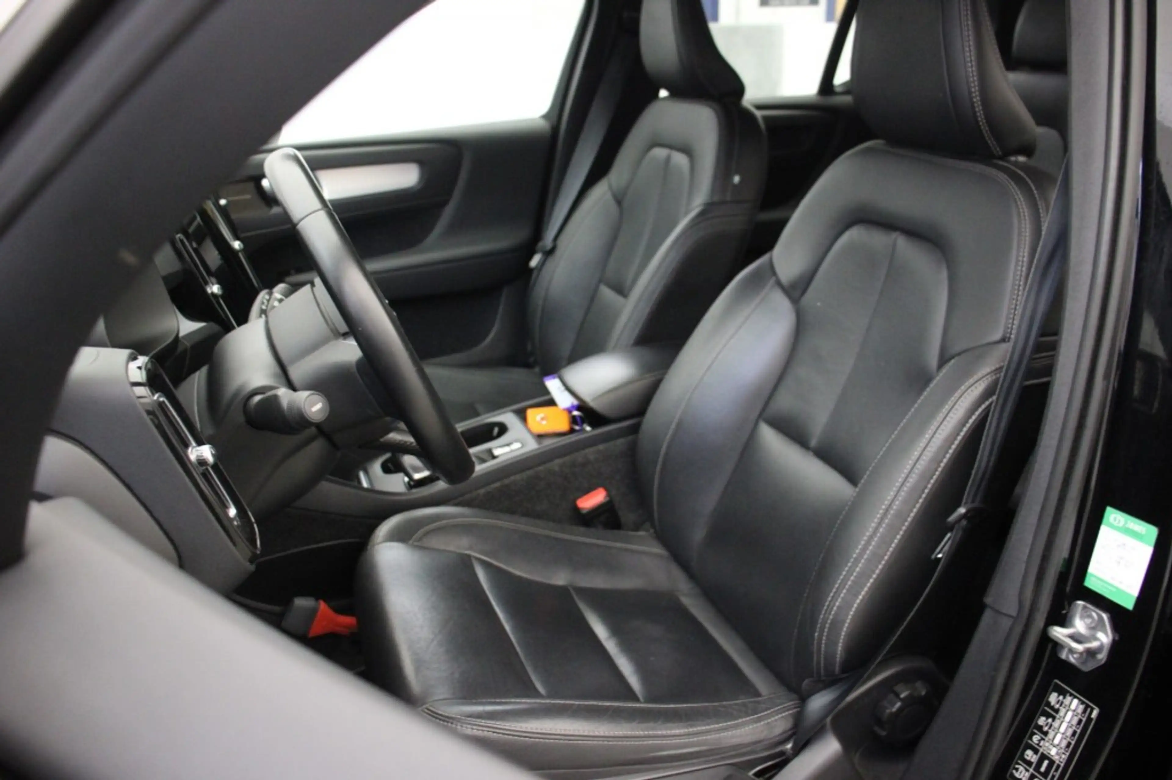 Volvo XC40 1.5 T4 Recharge R-Design - Digitaal Cockpit, Carpl — photo 11