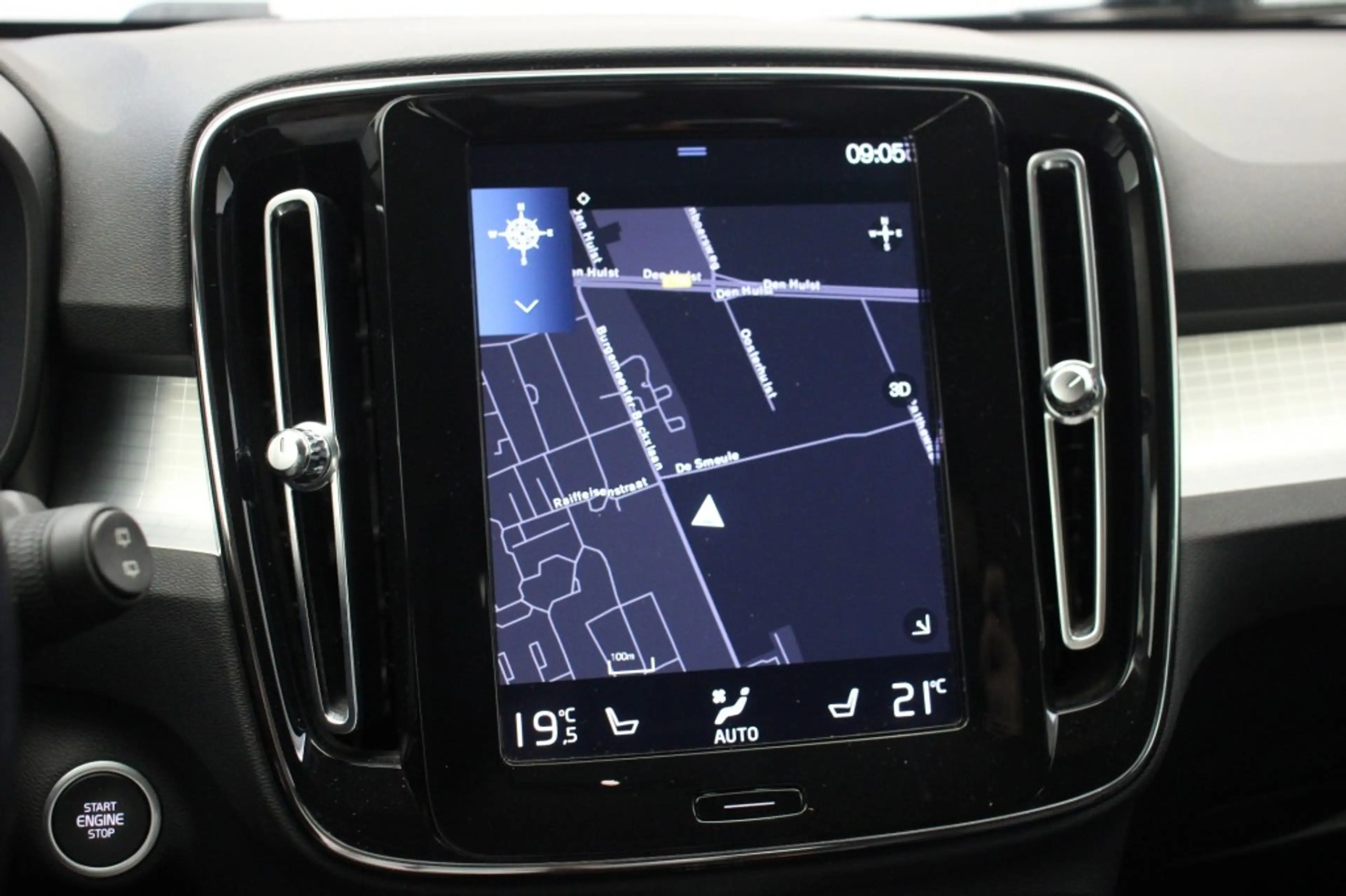 Volvo XC40 1.5 T4 Recharge R-Design - Digitaal Cockpit, Carpl — photo 28