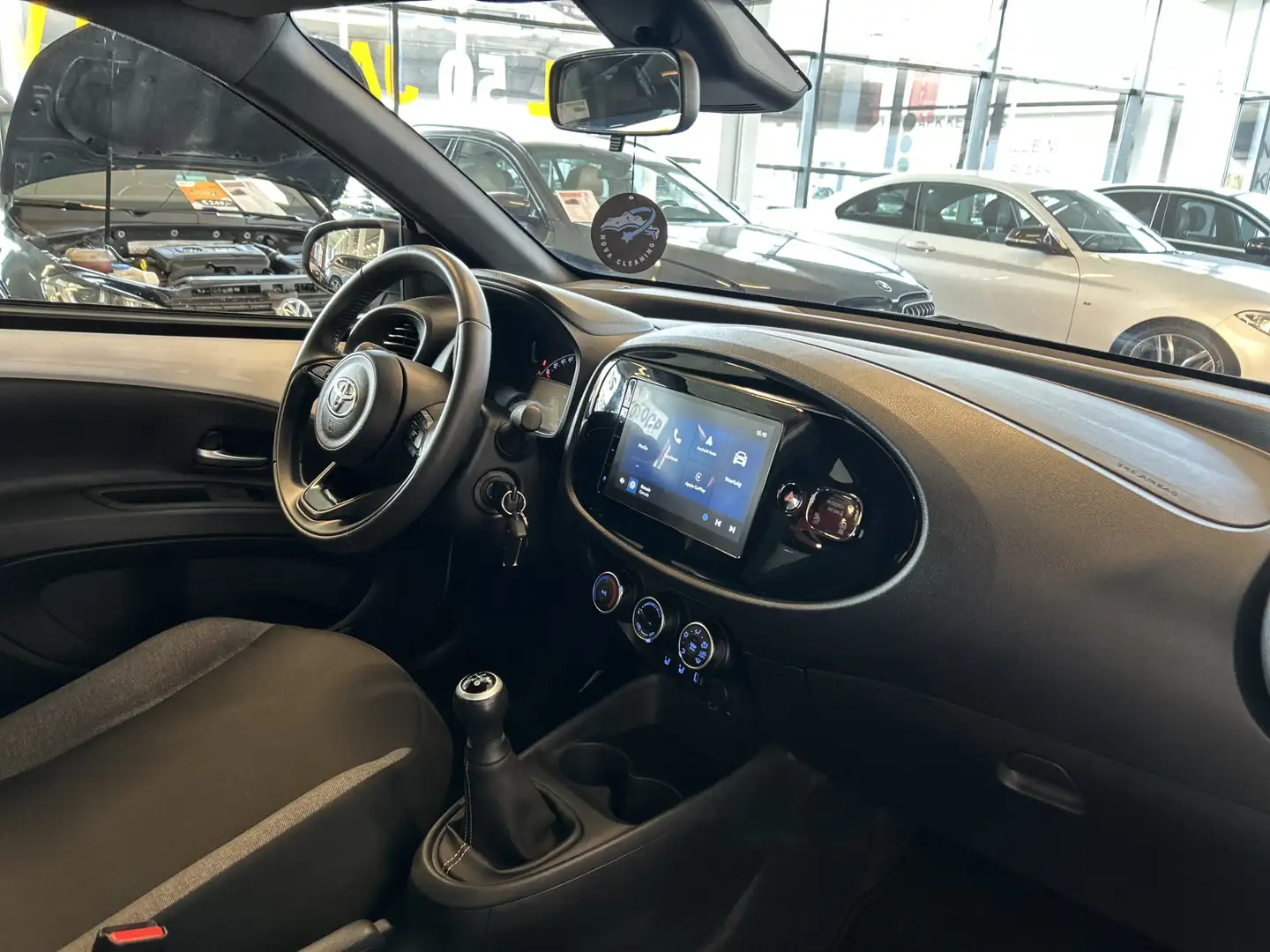 Toyota Aygo X 1.0 VVT-i MT Play | Achteruitrijcamera | Cruise co Blanc - 2