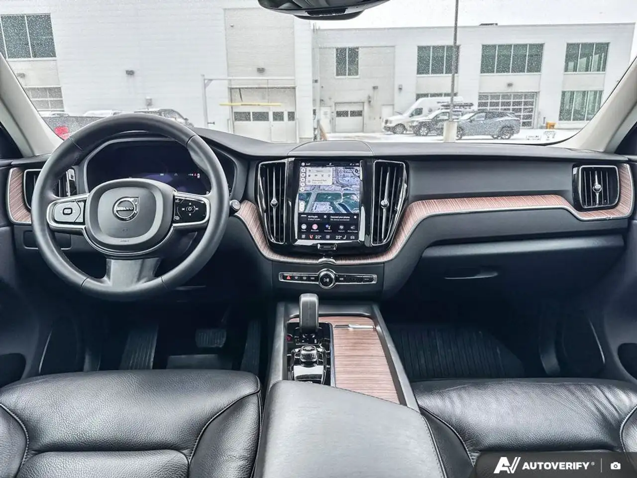 Volvo XC60 снимка Volvo XC60