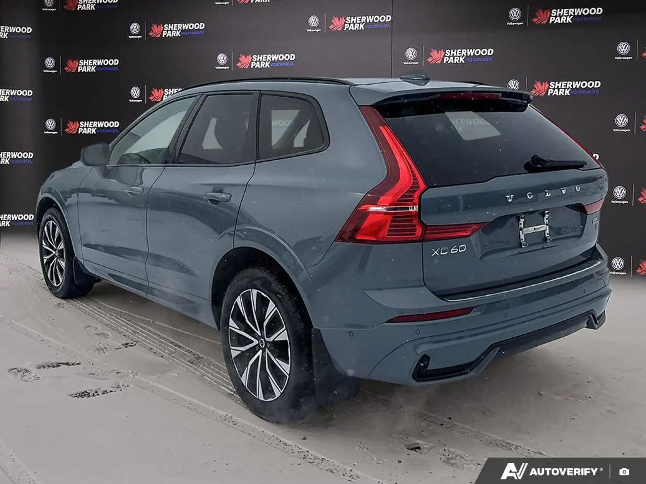 Volvo XC60 снимка Volvo XC60