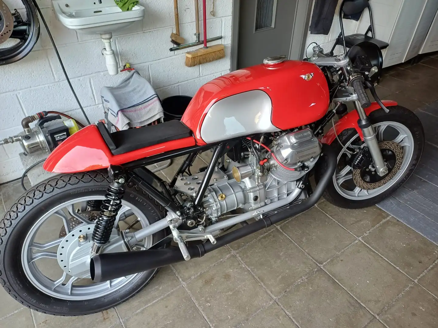 Moto Guzzi 1000 SP - 2