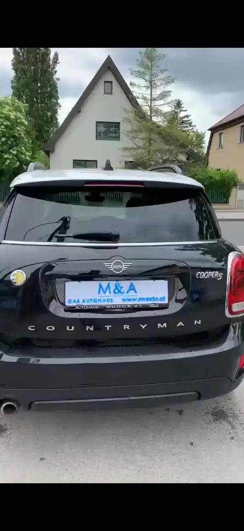 MINI Countryman SE All4 Schwarz - 2